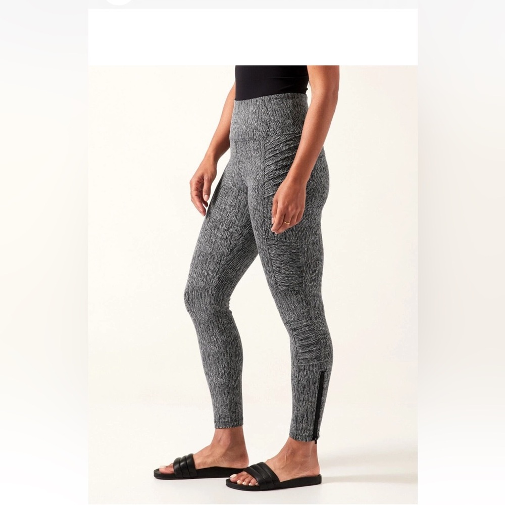 ATHLETA Women's Delancey Textured Moto Tight Legging Braiden Black Size Medium